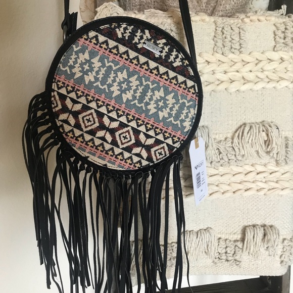 NWT ROXY CROSSBODY FRINGE FESTIVAL BAG (black) - Picture 5 of 8
